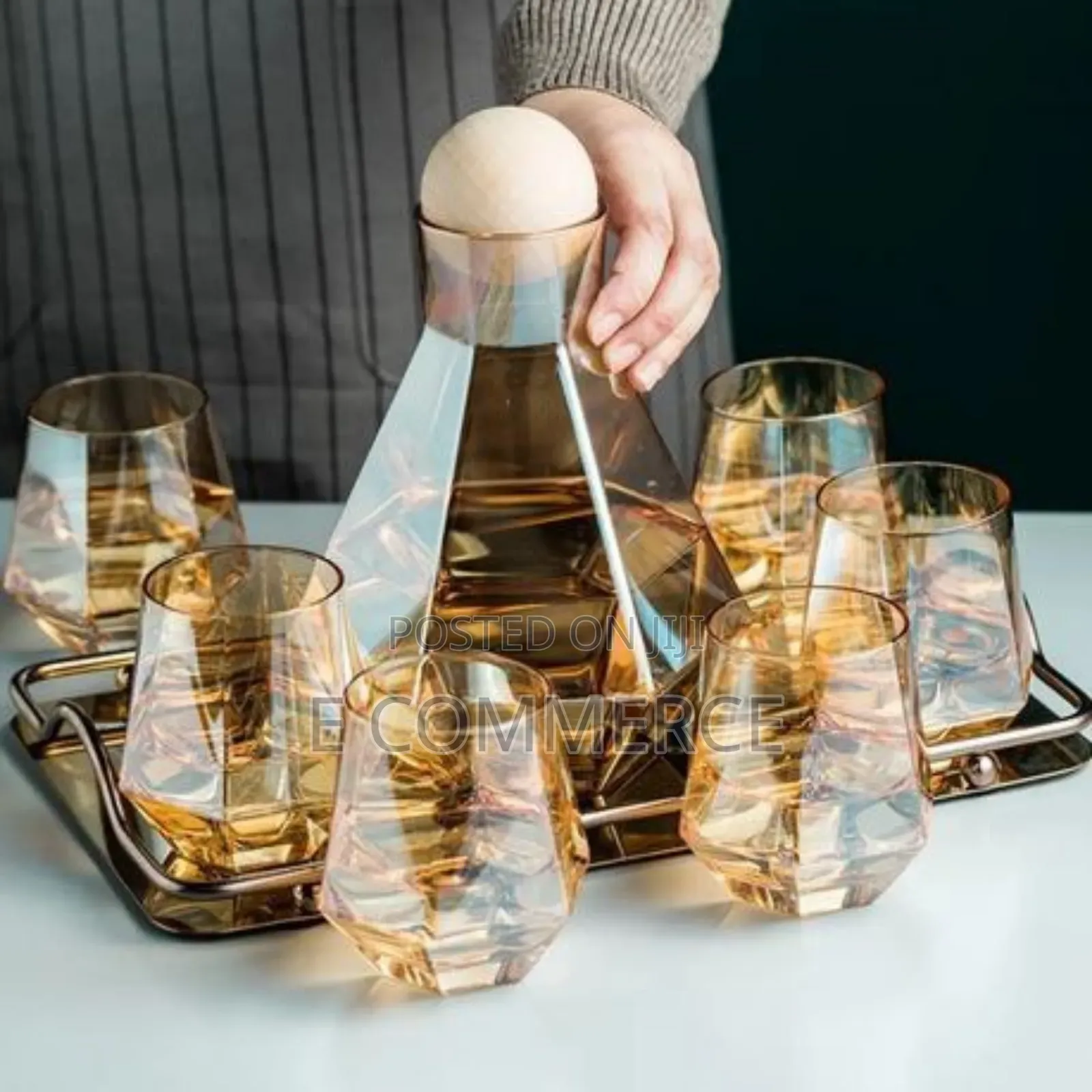 7 PCS Diamond Shaped Glassware Set