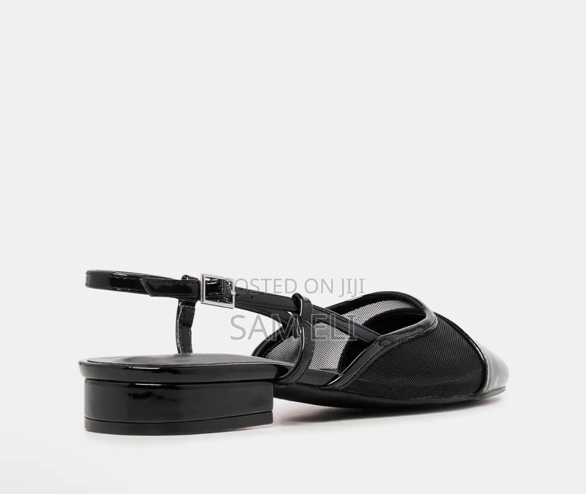Black Flats Size 37