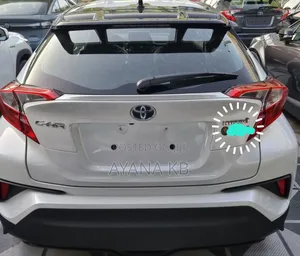New Toyota C-HR 2024 White