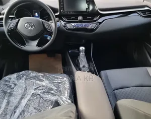 New Toyota C-HR 2024 White