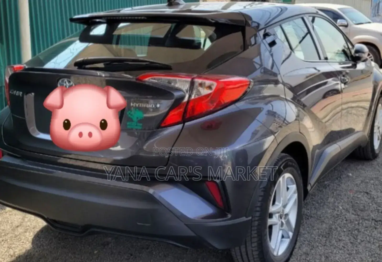 Toyota C-HR 2024 Gray