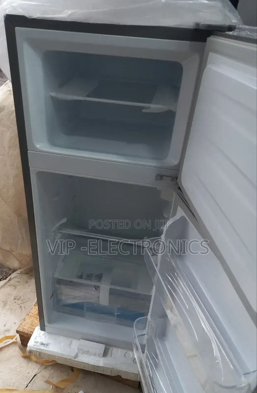 Hisense Refrigerator 220