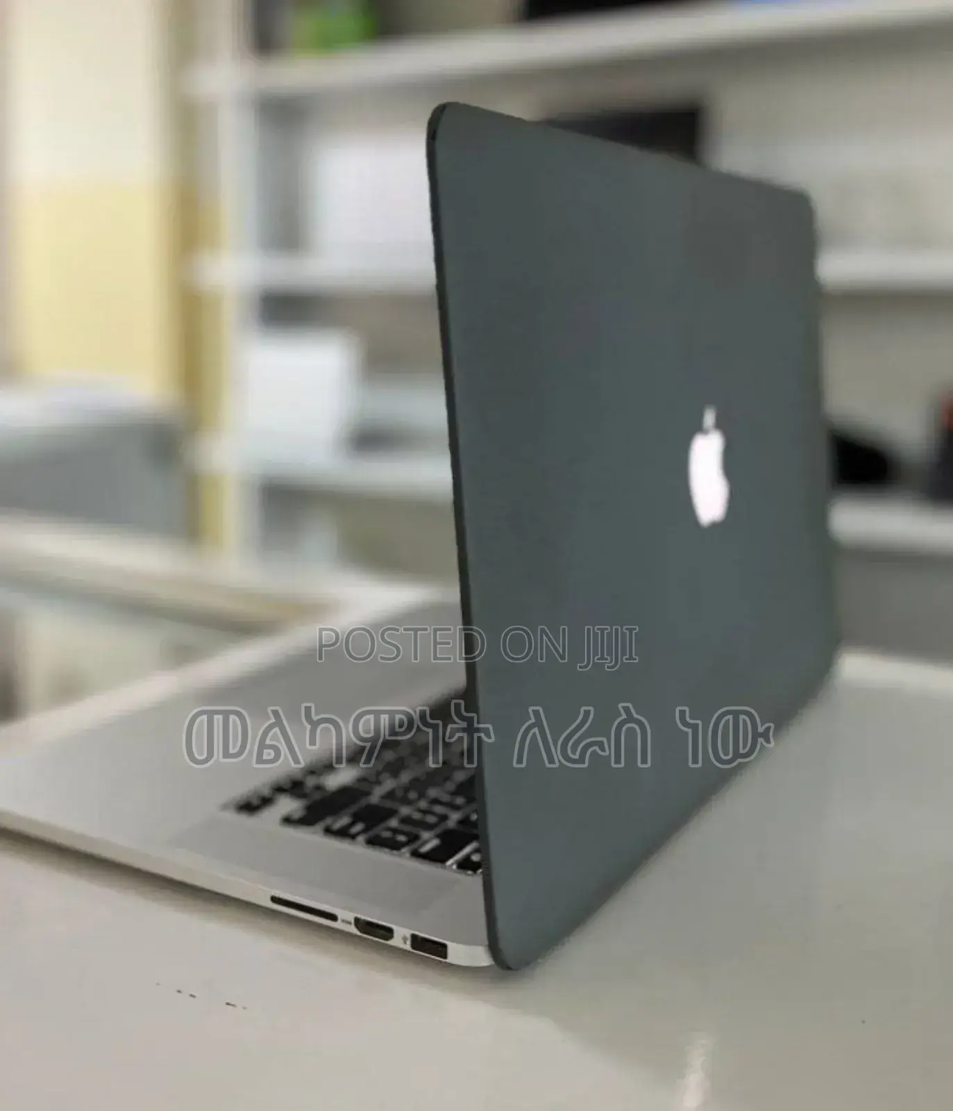 New Laptop Apple MacBook Pro 2015 16GB Intel Core I7 SSD 256GB