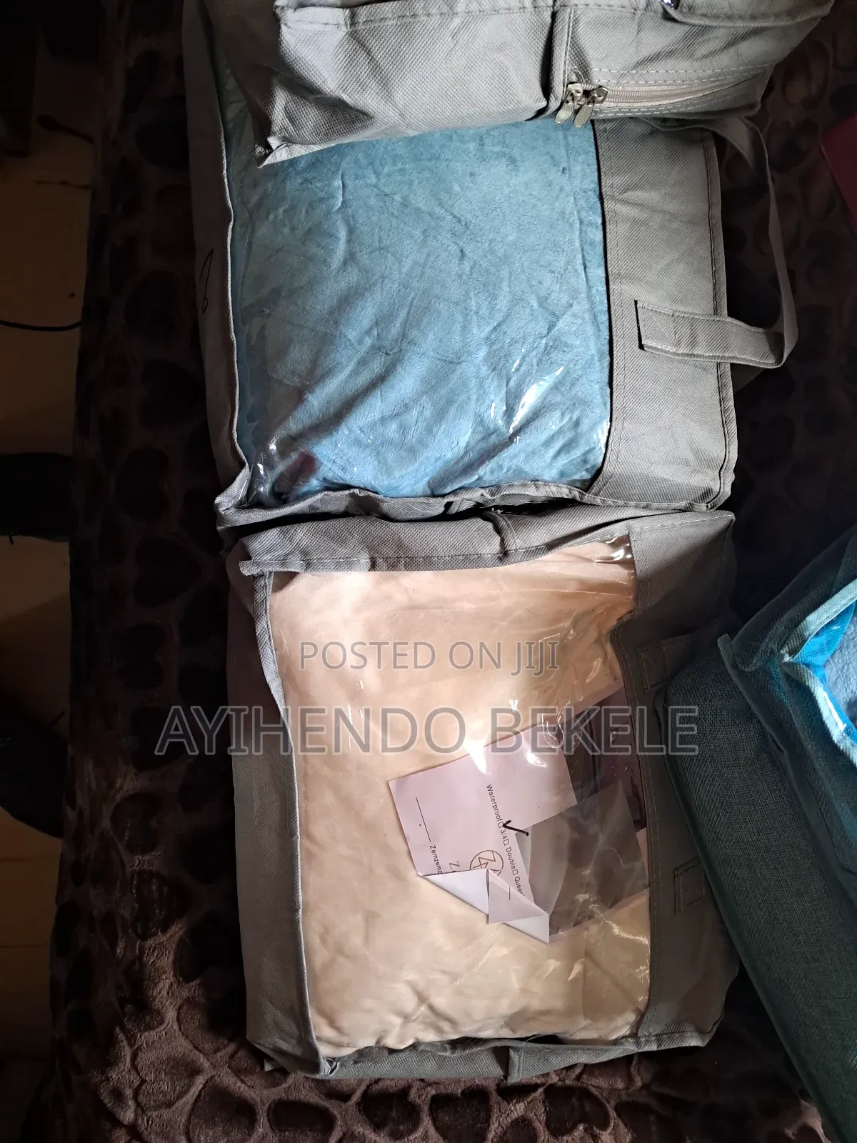 ዉሀ የማያስገ ባየፍራሽ ልብስ (Waterproof Matress Cover)