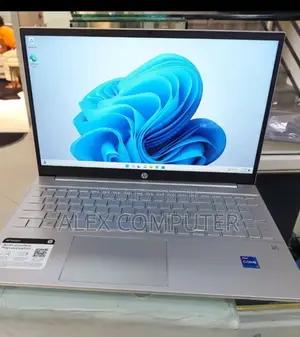 New Laptop HP Pavilion 15 8GB Intel Core I7 SSD 1T