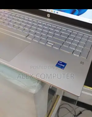 New Laptop HP Pavilion 15 8GB Intel Core I7 SSD 1T