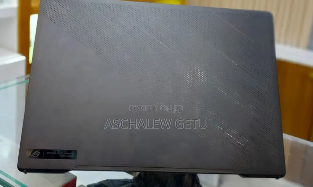 New Laptop Asus ROG Zephyrus G15 16GB AMD Ryzen 9 SSD 1T