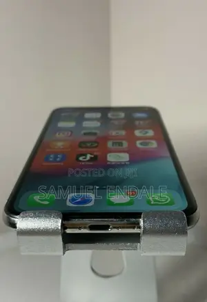 Apple iPhone X 256 GB White