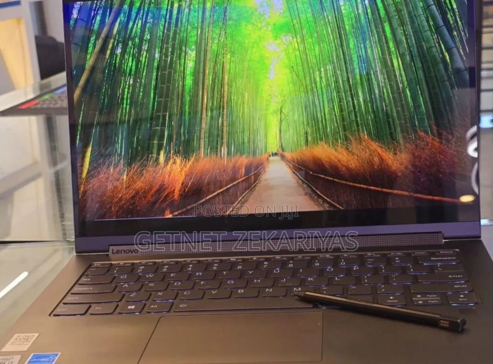 New Laptop Lenovo Yoga 7i 16GB Intel Core I7 SSD 1T