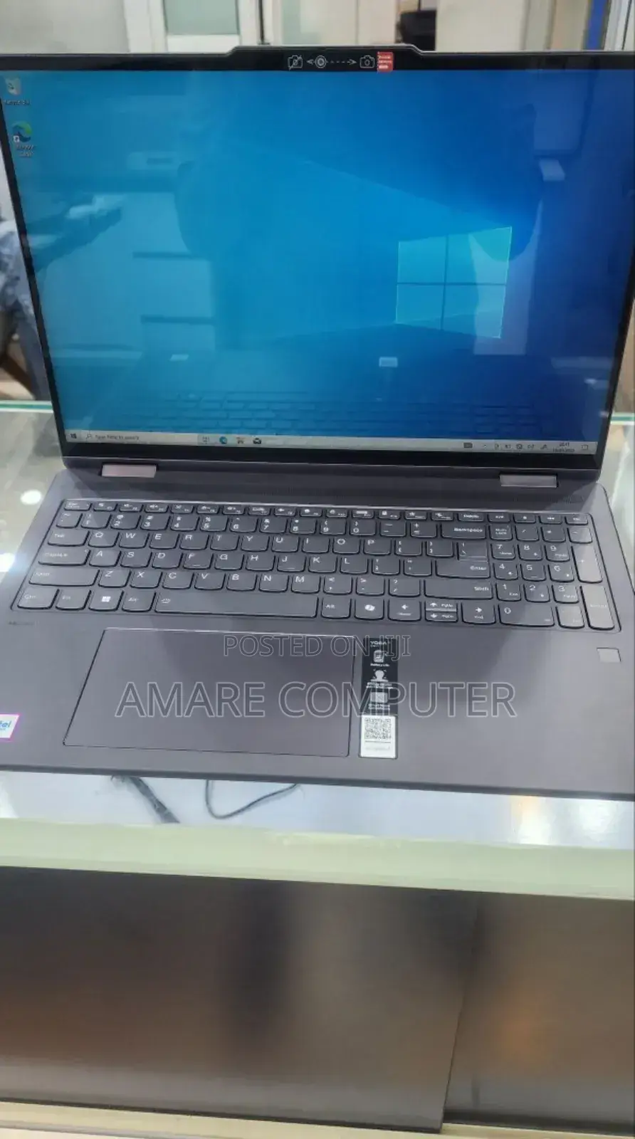 New Laptop Lenovo Yoga 7i 16GB Intel Core Ultra 7 SSD 1T