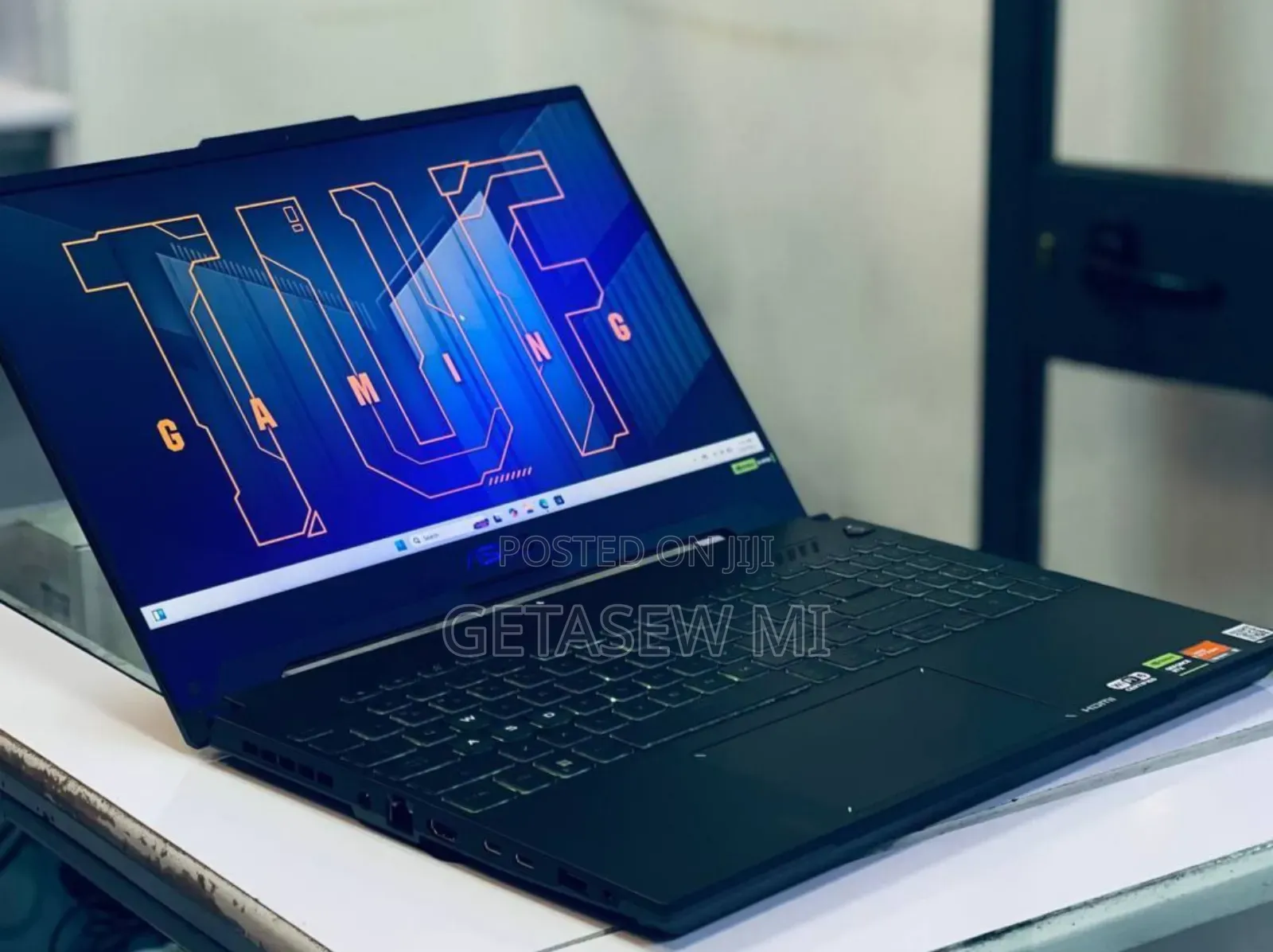 New Laptop Acer Predator Helios 300 16GB AMD Ryzen 9 SSD 1T