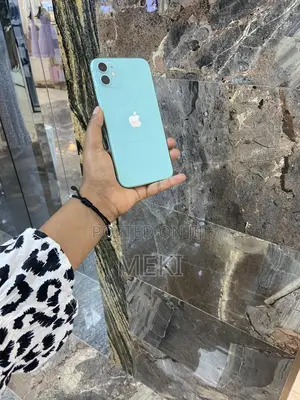 Apple iPhone 11 128 GB Green