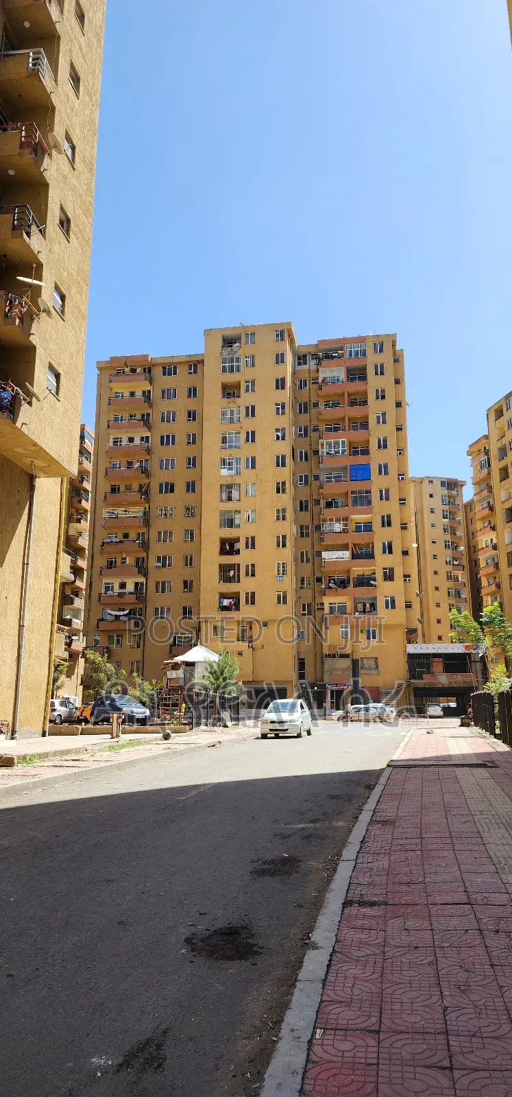 Furnished 3bdrm Condo in አዲስ አበባ, Bole for sale