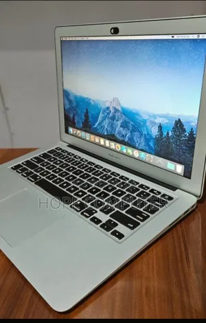 New Laptop Apple MacBook Air 2017 8GB Intel Core I5 SSD 128GB