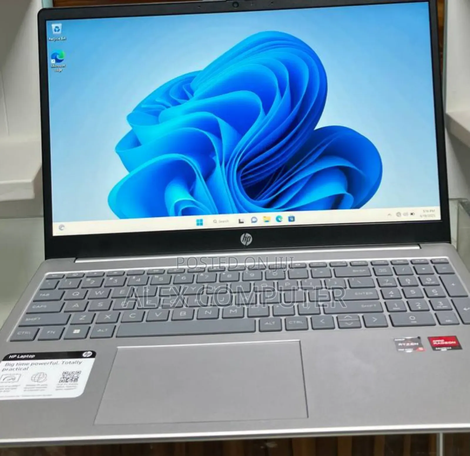 New Laptop HP Stream Notebook 8GB AMD Ryzen 5 SSD 512GB