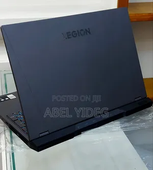 New Laptop Lenovo Legion 5 8GB AMD Ryzen 7 SSD 512GB