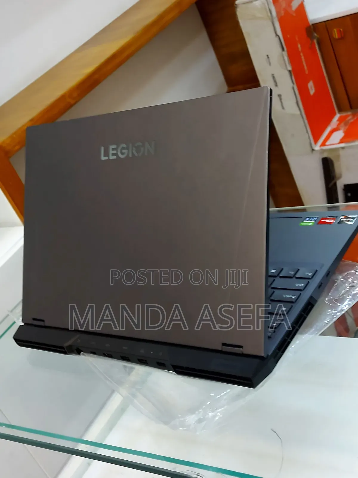 New Laptop Lenovo Legion 5 8GB AMD Ryzen 7 SSD 512GB