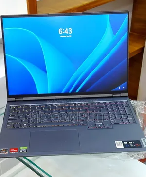 New Laptop Lenovo Legion 5 16GB AMD Ryzen 7 SSD 512GB