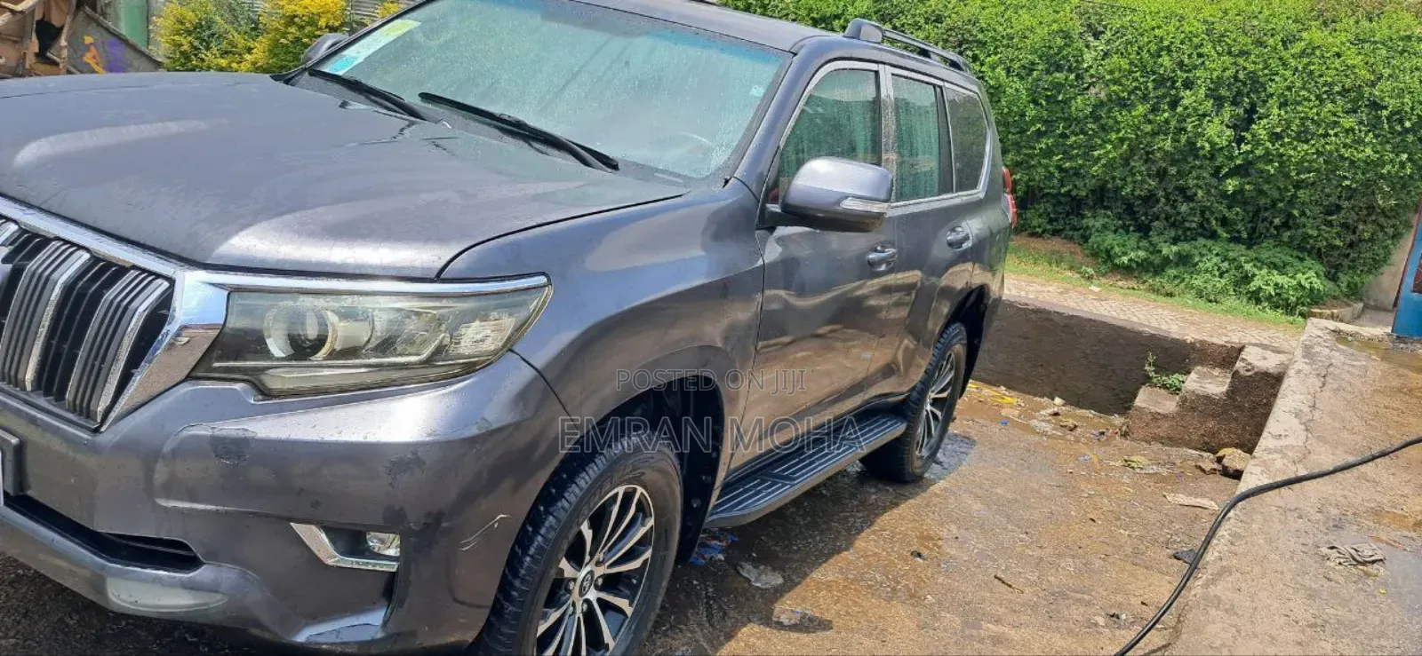 Toyota Land Cruiser Prado 2011