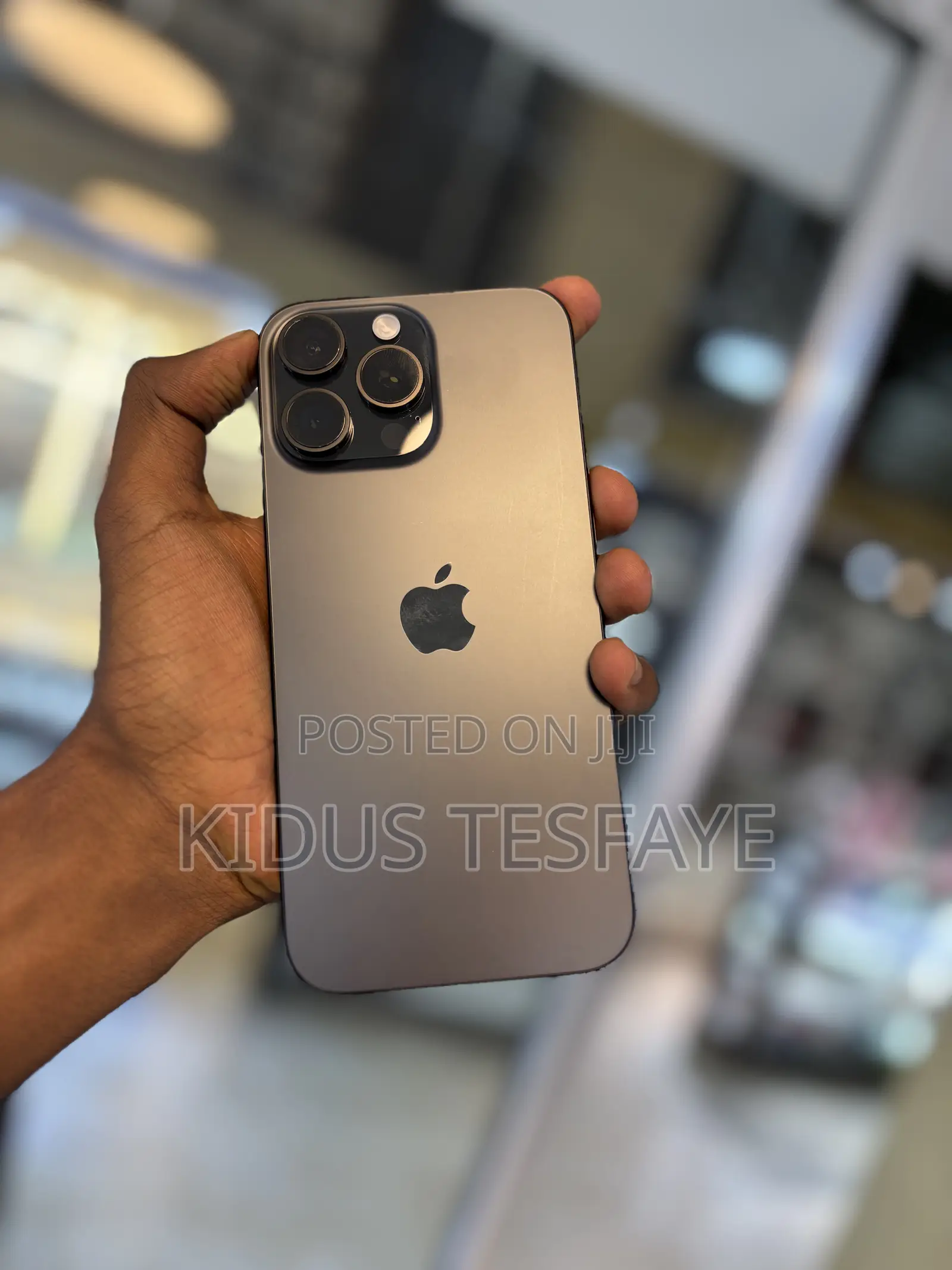 New Apple iPhone 16 Pro Max 256 GB Black