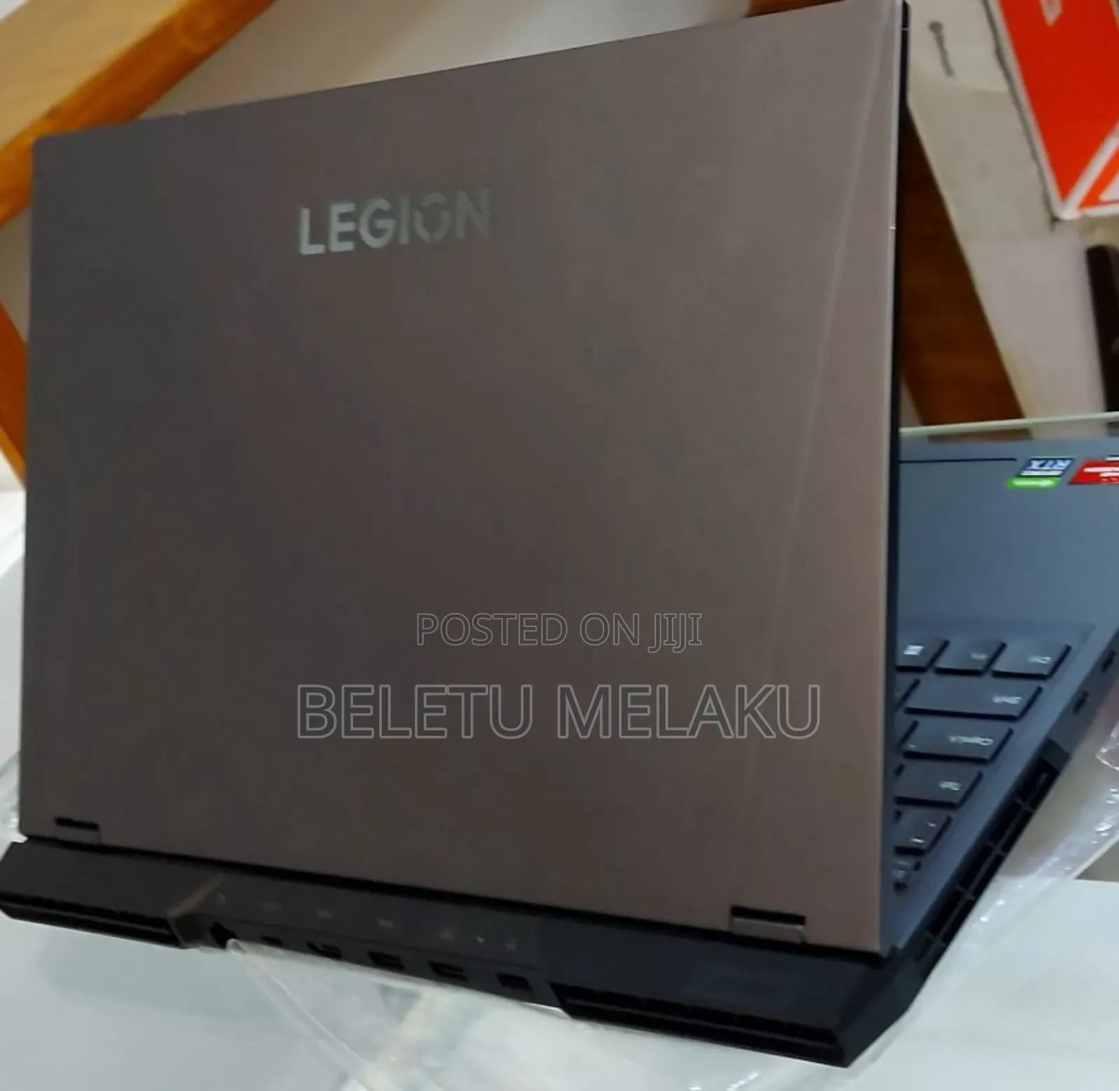 New Laptop Lenovo Legion 5 8GB AMD Ryzen 7 SSD 512GB