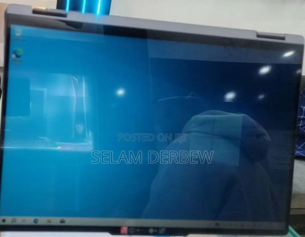 New Laptop Lenovo Yoga 7i 16GB Intel Core Ultra 7 SSD 1T