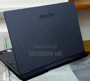 New Laptop Lenovo Legion 5 8GB AMD Ryzen 7 SSD 512GB