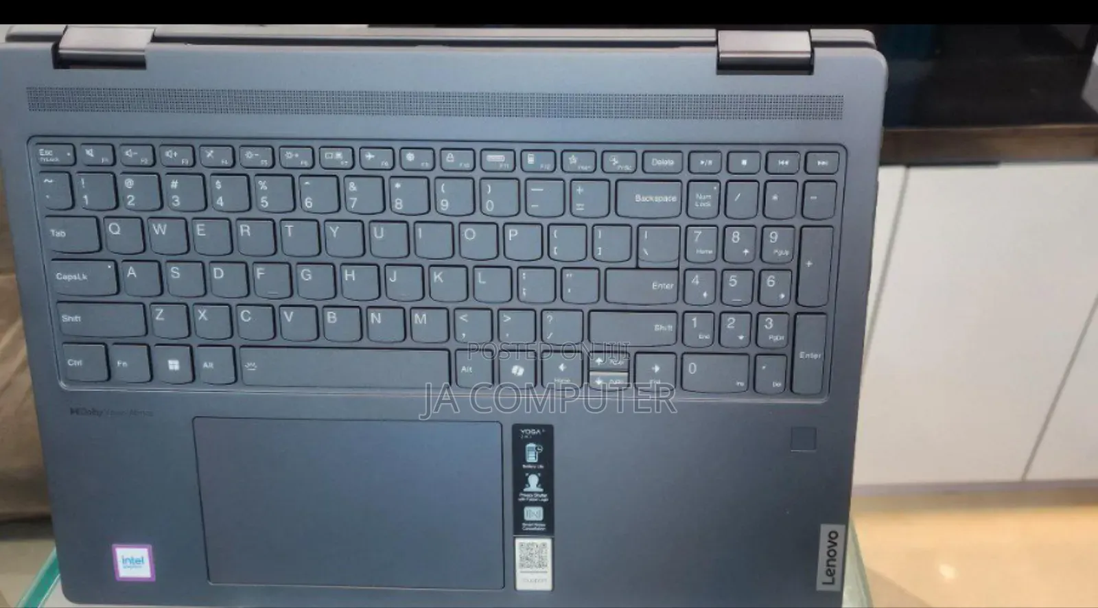 New Laptop Lenovo Yoga 7i 16GB Intel Core Ultra 7 SSD 1T