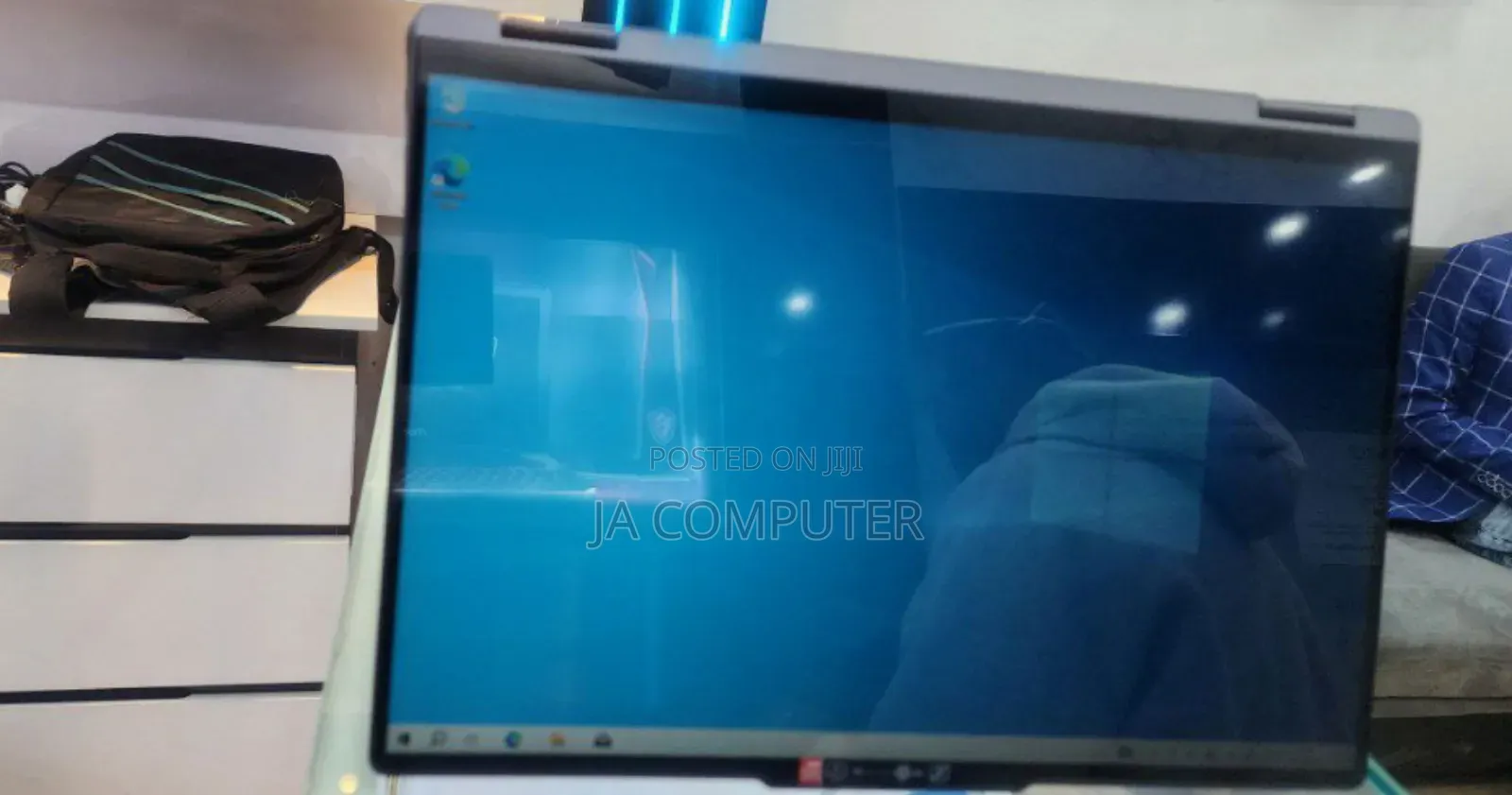 New Laptop Lenovo Yoga 7i 16GB Intel Core Ultra 7 SSD 1T