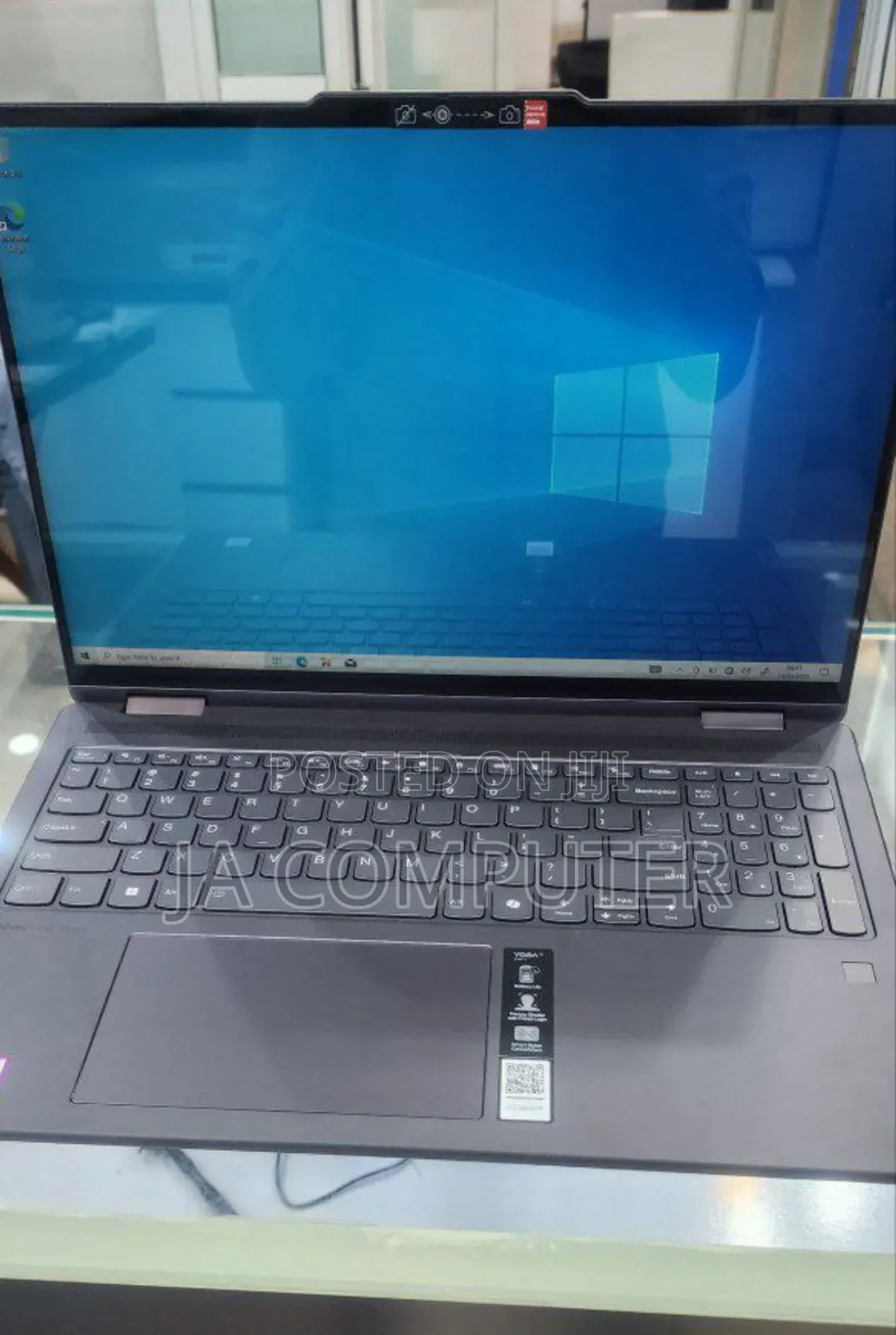 New Laptop Lenovo Yoga 7i 16GB Intel Core Ultra 7 SSD 1T