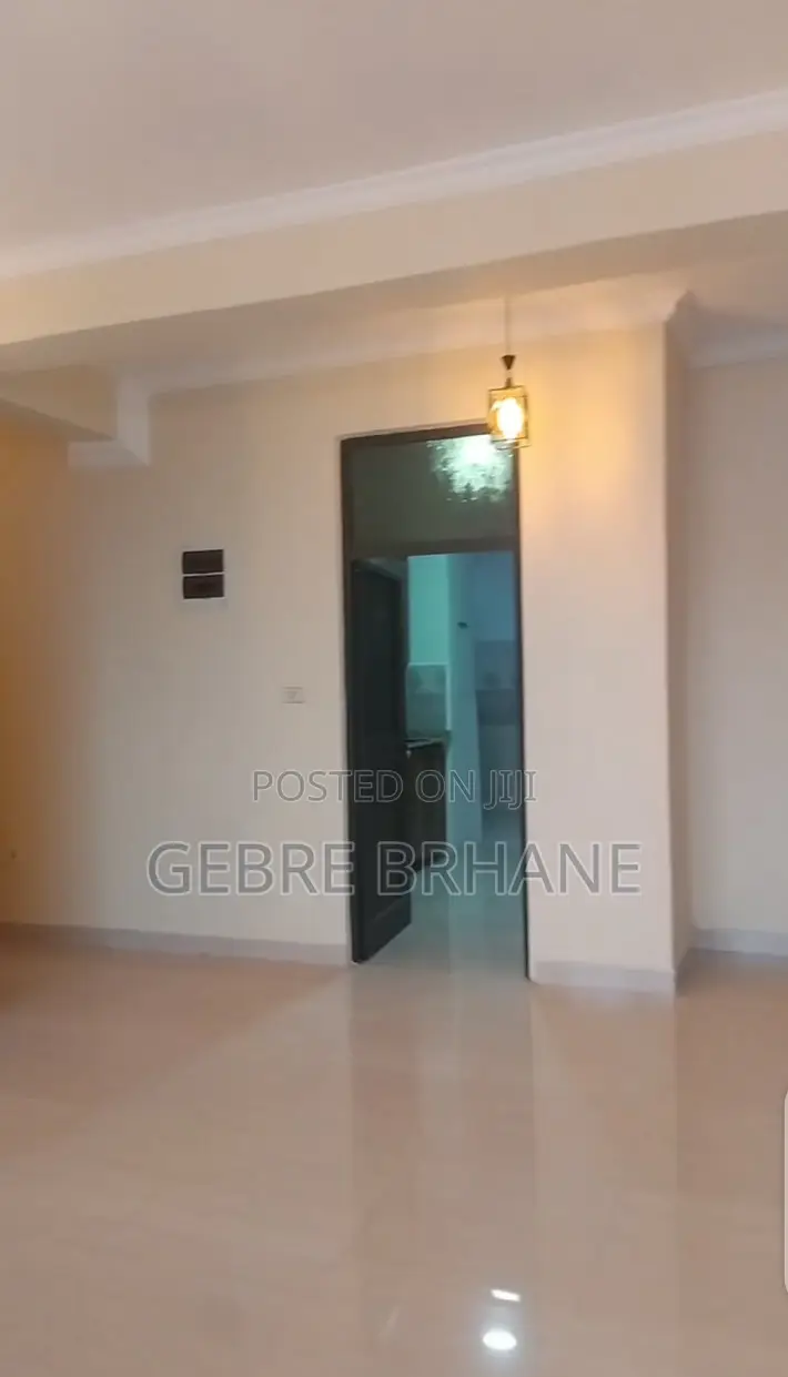 3bdrm Apartment in Apartment, Yeka for rent