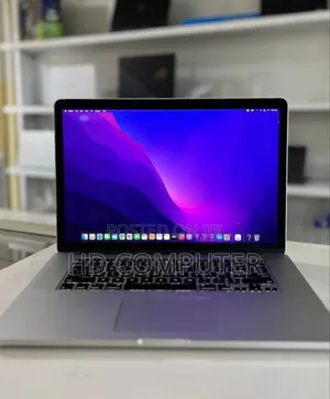 New Laptop Apple MacBook Pro 2015 8GB Intel Core I7 SSD 256GB