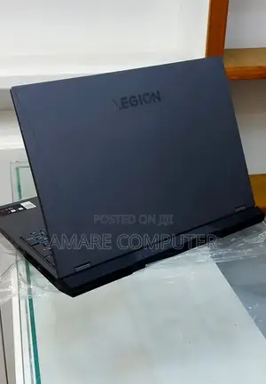 New Laptop Lenovo Legion 5 8GB AMD Ryzen 7 SSD 512GB