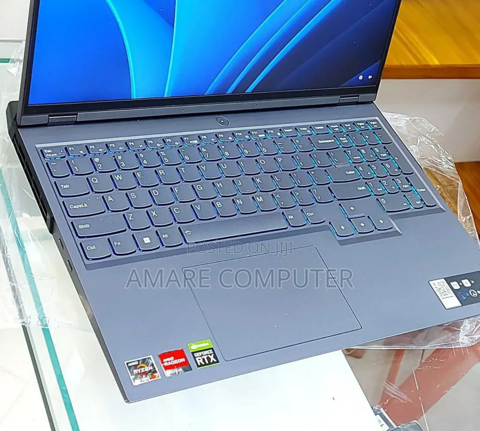 New Laptop Lenovo Legion 5 8GB AMD Ryzen 7 SSD 512GB