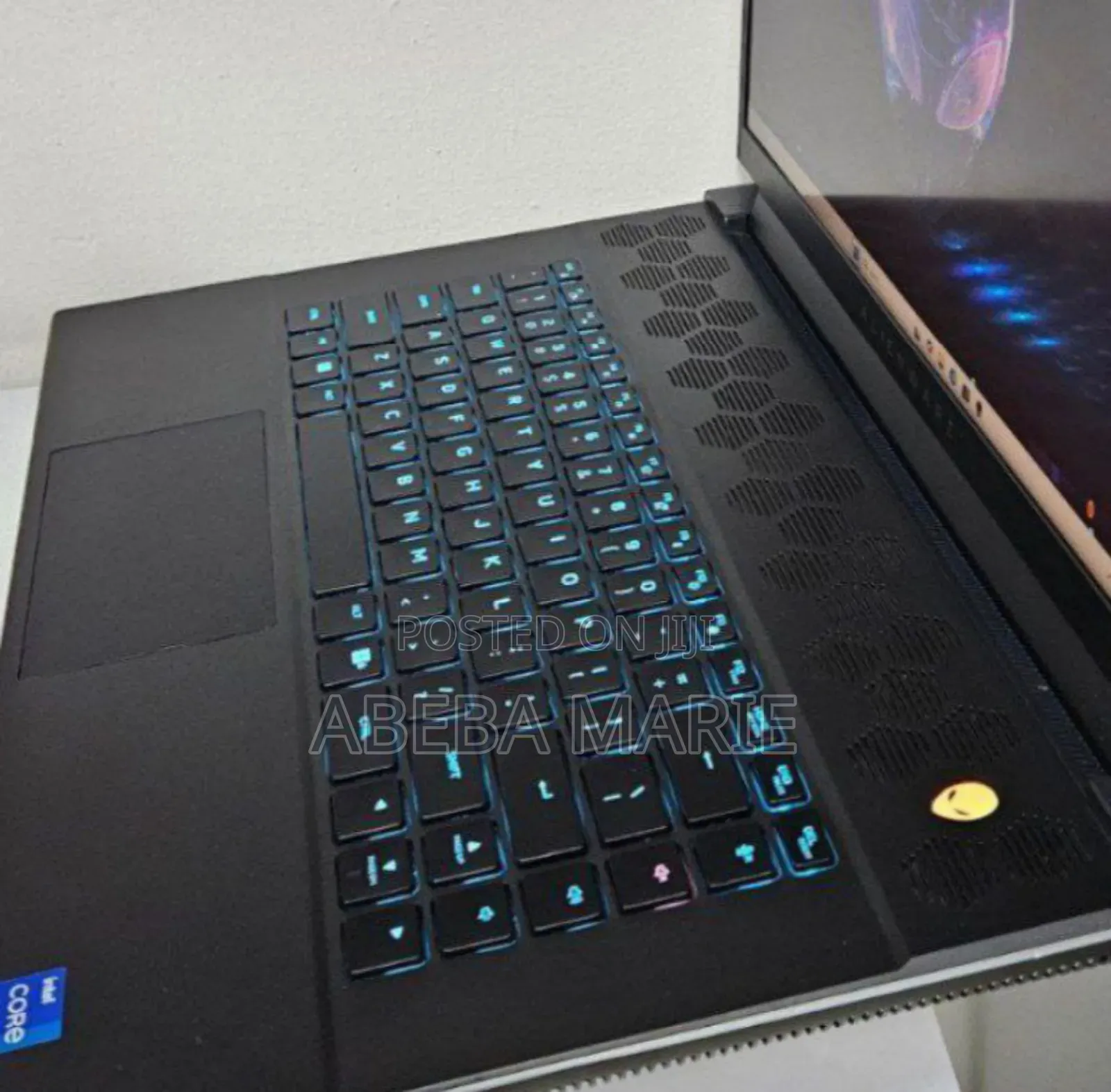 New Laptop Alienware M17x R2 16GB Intel Core I7 SSD 1T