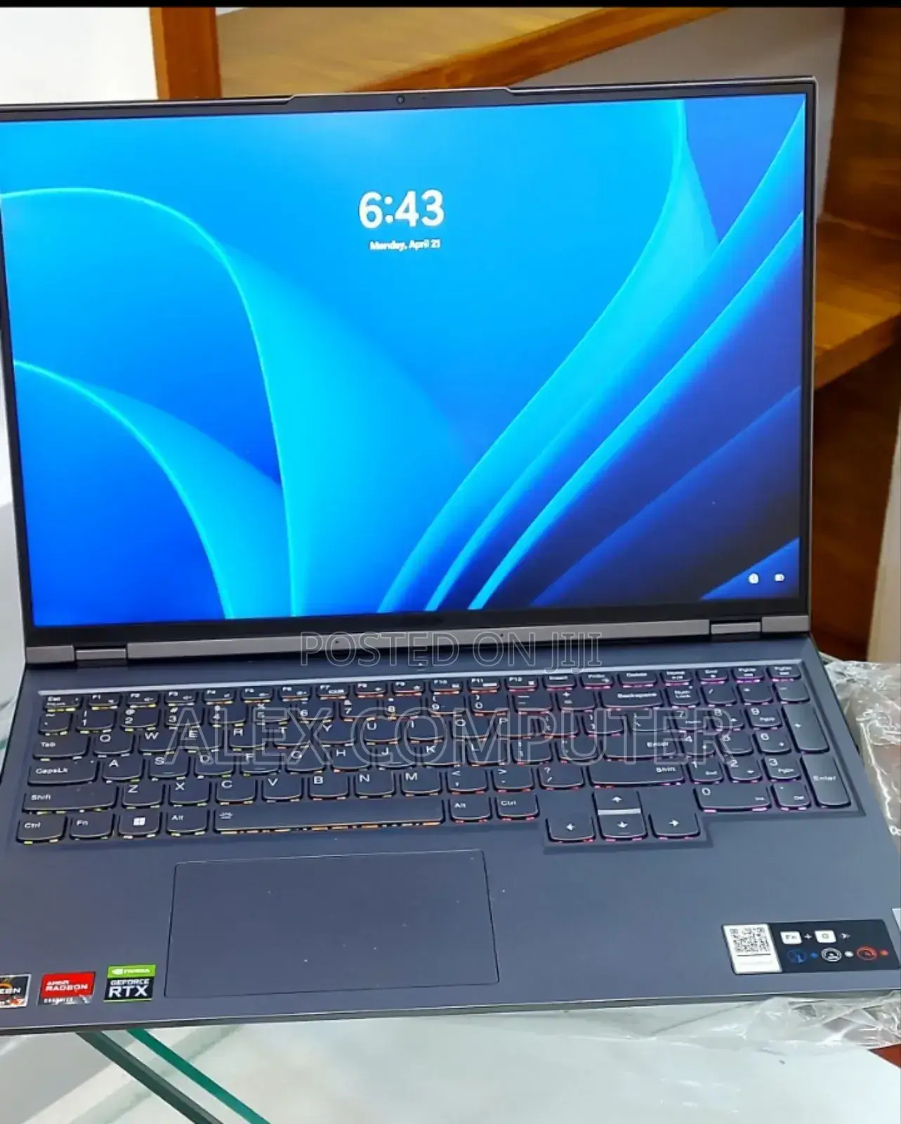 New Laptop Lenovo Legion 5 8GB AMD Ryzen 7 SSD 512GB