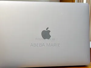 New Laptop Apple MacBook Pro 2022 M2 8GB Apple M2 SSD 256GB
