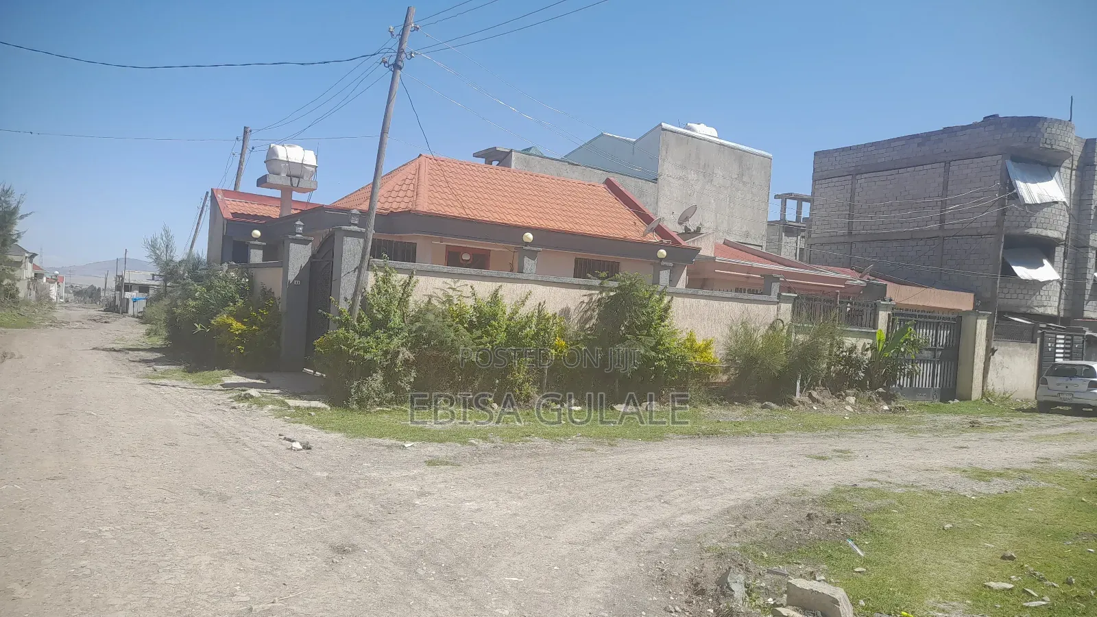 Furnished 4bdrm Apartment in Yeka for sale