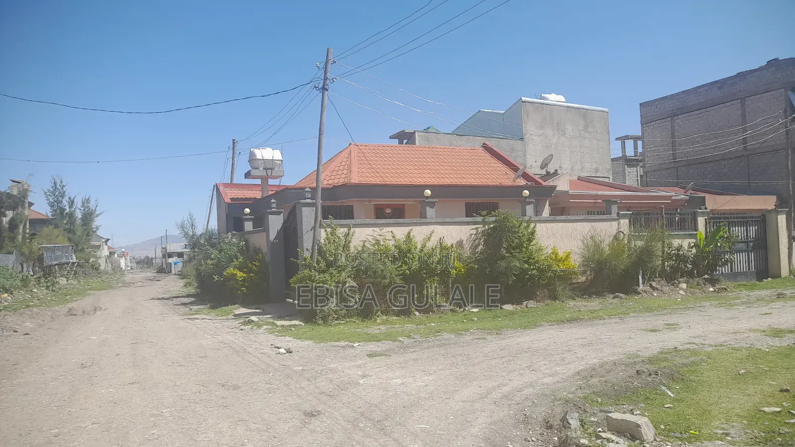 Furnished 4bdrm Apartment in Yeka for sale