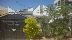 Furnished 4bdrm Apartment in Yeka for sale