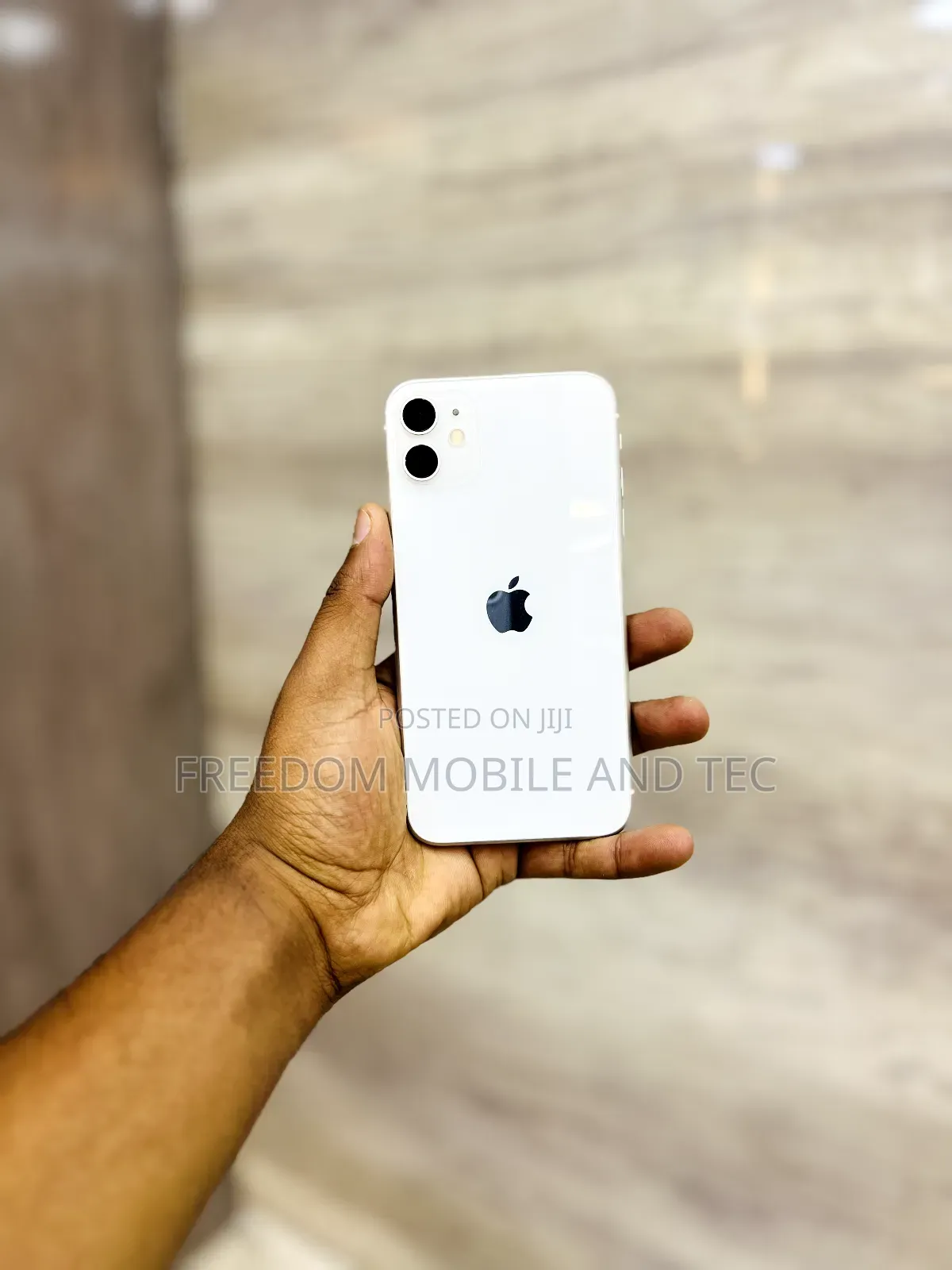 Apple iPhone 11 64 GB White