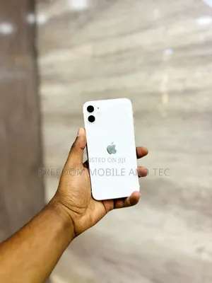 Apple iPhone 11 64 GB White