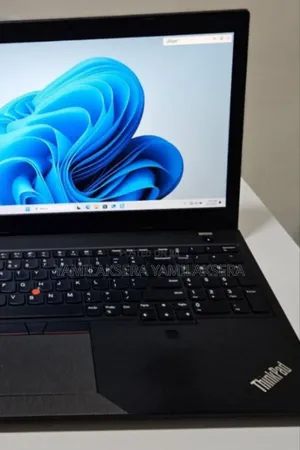 New Laptop Lenovo ThinkPad Yoga 8GB Intel Core I7 SSD 512GB