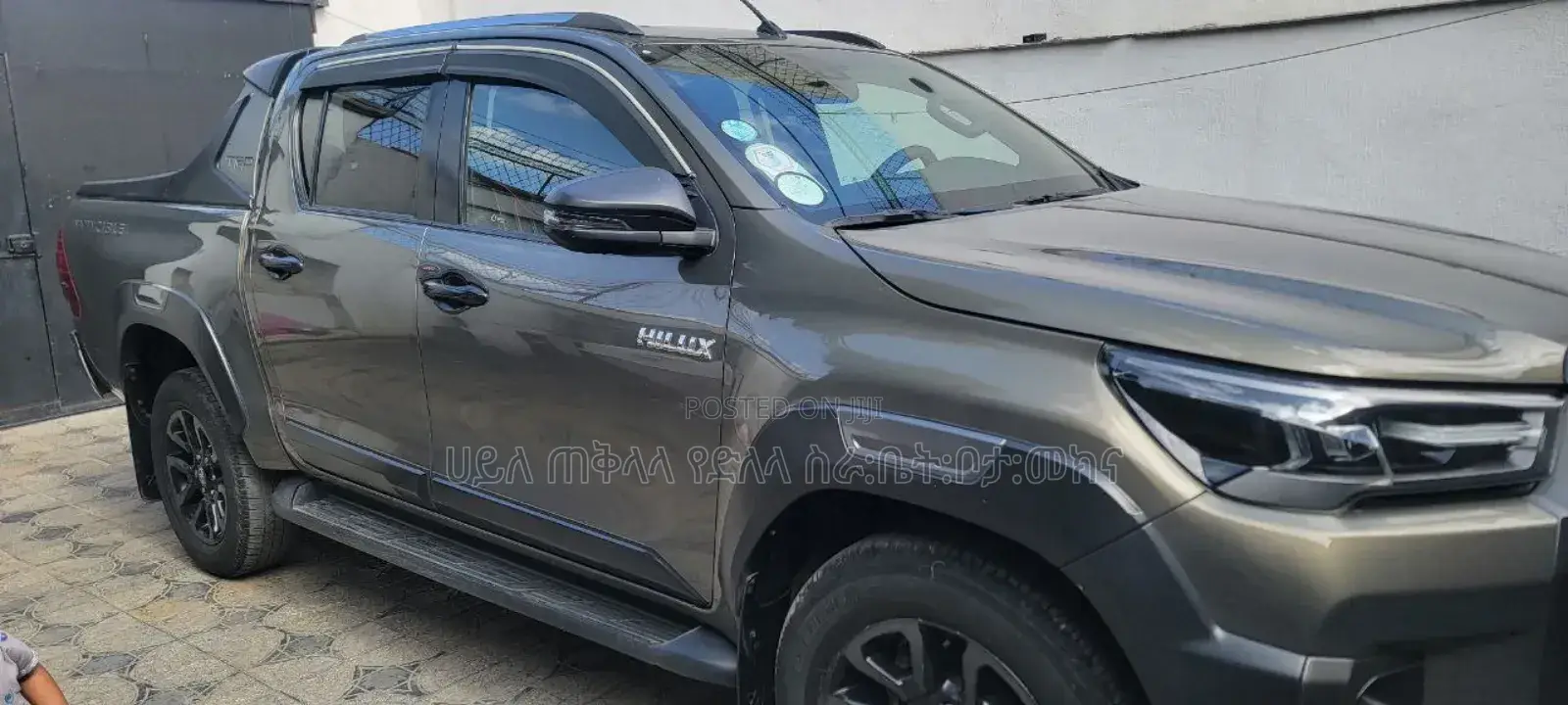 Toyota Hilux 2021 Green