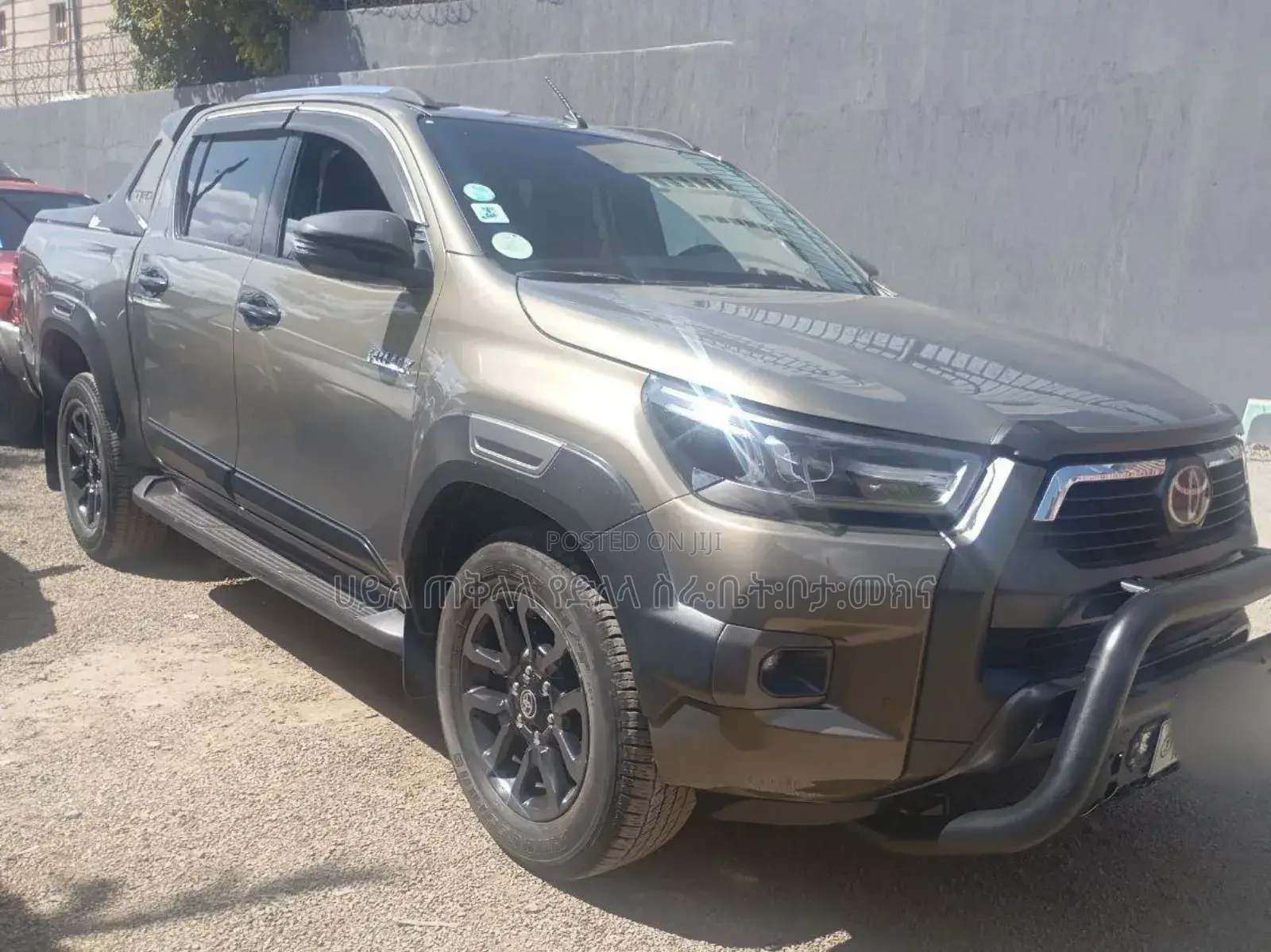 Toyota Hilux 2021 Green