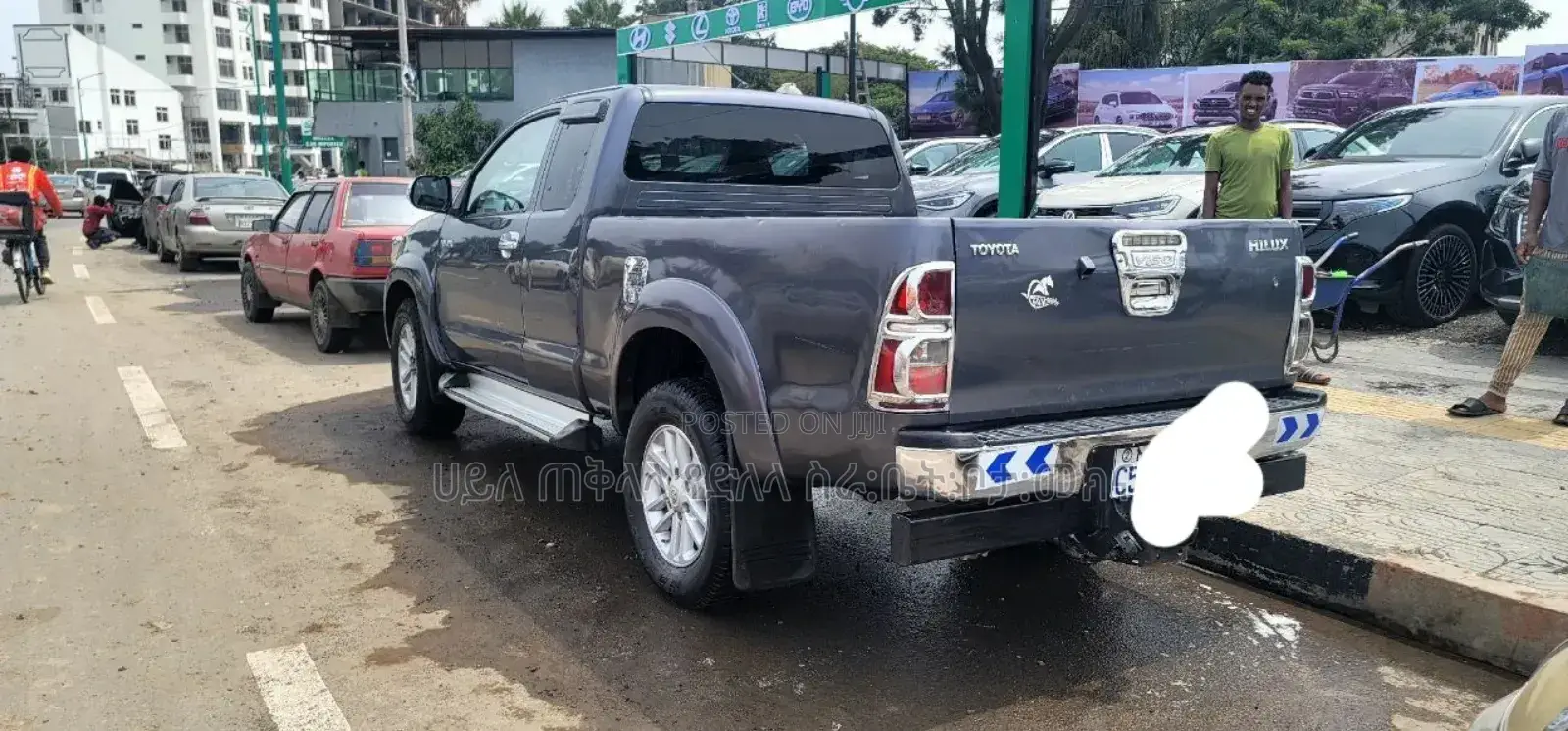 Toyota Hilux 2013 Purple