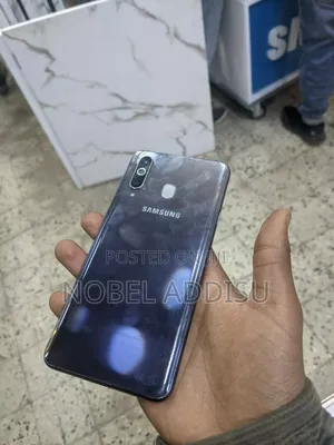 New Samsung Galaxy A9 128 GB