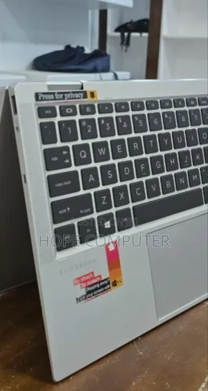 New Laptop HP EliteBook X360 1040 G7 16GB Intel Core I7 SSD 512GB