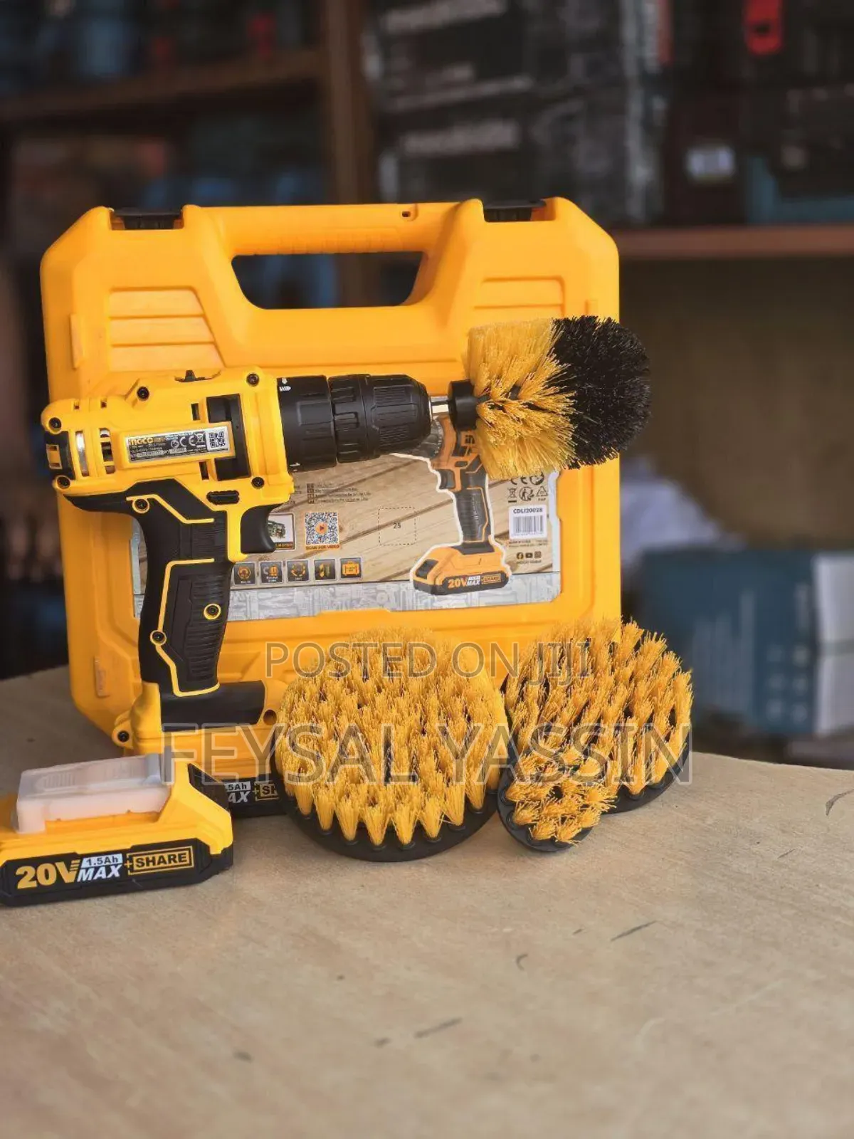 Ineco Rechargeable Drill With Polish Accessories