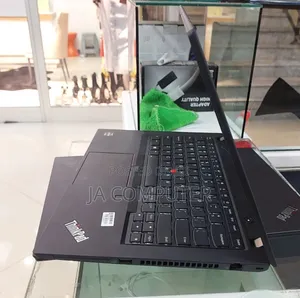 New Laptop Lenovo ThinkPad T495s 16GB AMD Ryzen 5 SSD 512GB